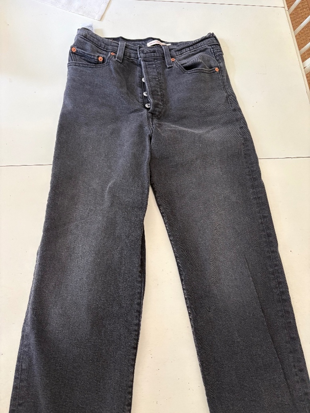 New never worn Levi’s black